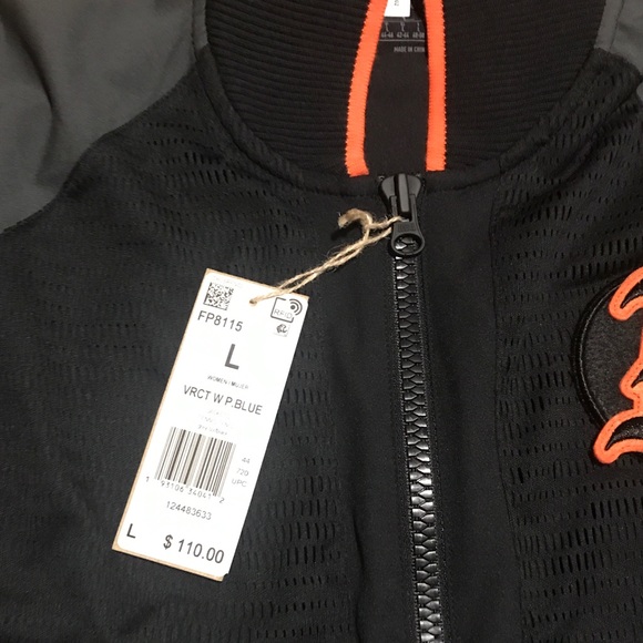 Adidas jersey top (L) and skort (M) - Picture 5 of 5